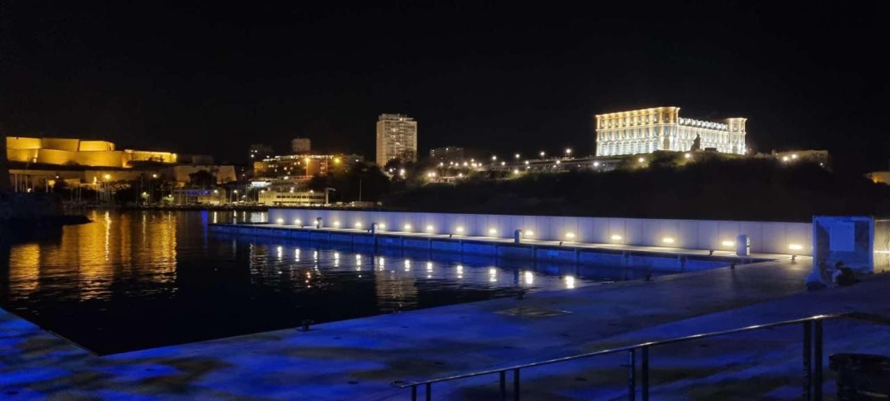T2 La Joliette Sur Notre Dame Apartment Marseille Luaran gambar